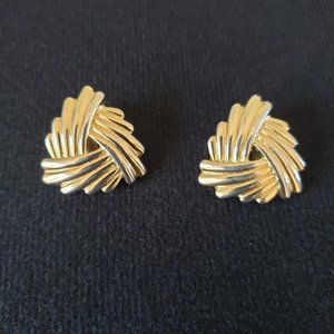 Vintage Trifari Signed Gold tone Triangle Clip-on Earrings